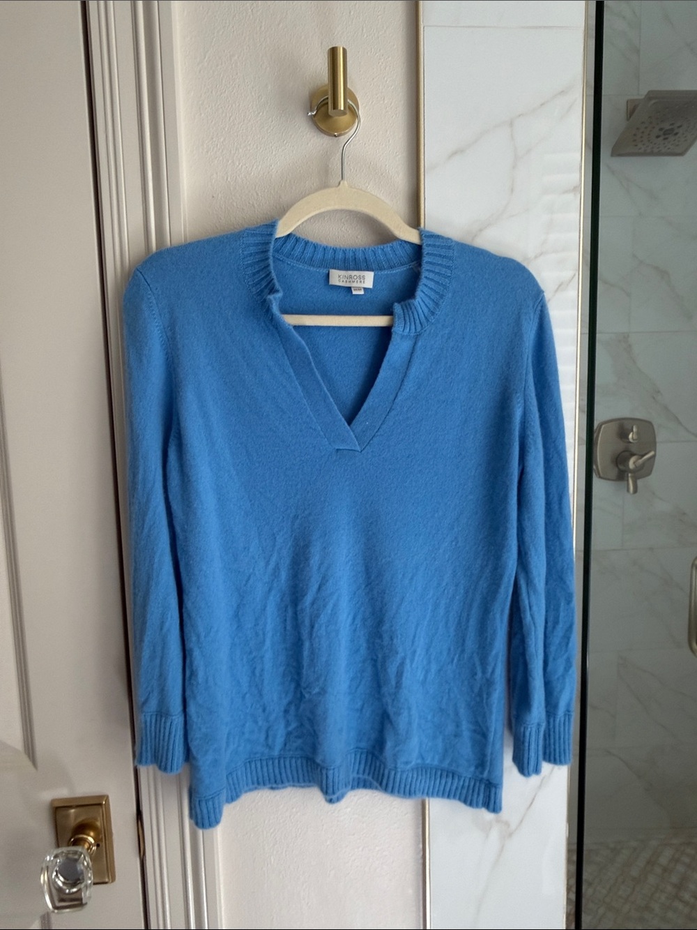 Kinrose cashmere Sky Blue V-Neck Sweater